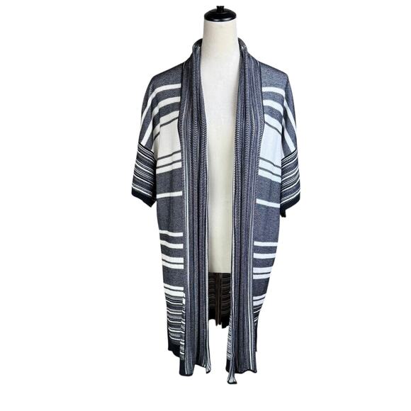 Vince Black & White Stripe Knit Short Sleeve Longline Open Cardigan Sweater - Picture 4 of 12
